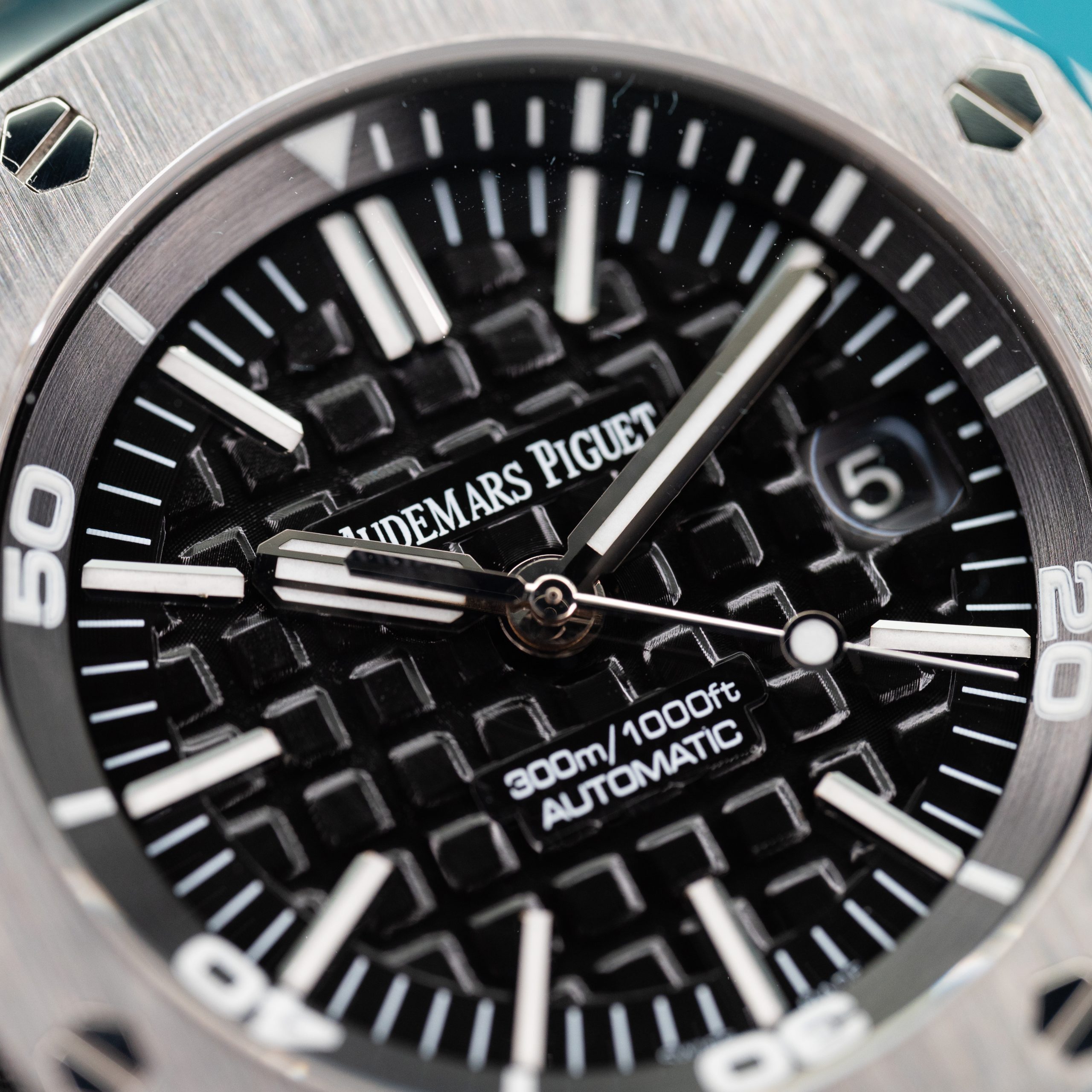 Audemars Piguet Royal Oak Offshore Diver Black Dial 42MM - 15703ST - Image 5