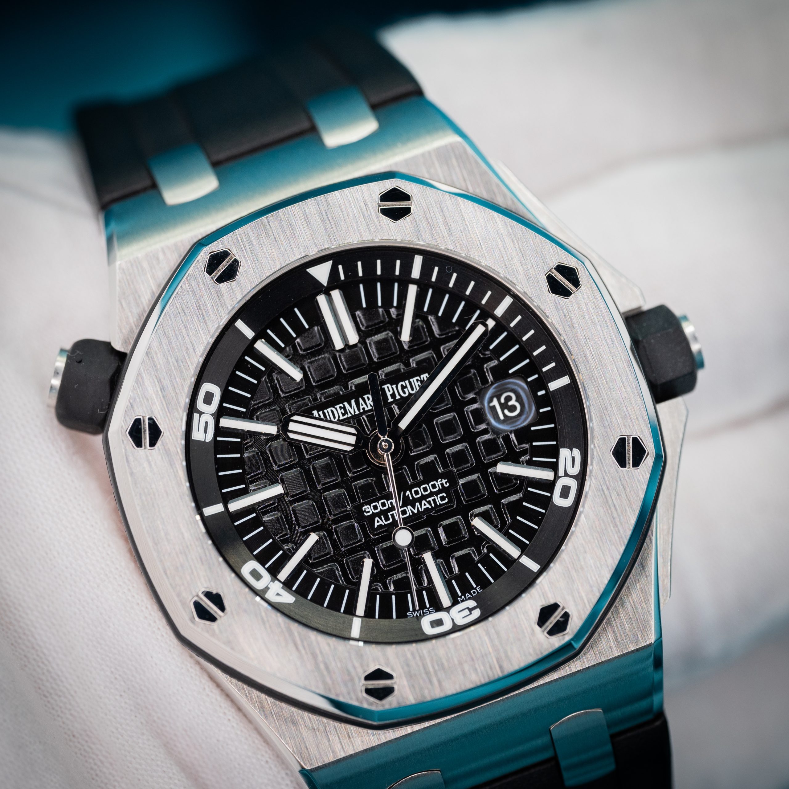 Audemars Piguet Royal Oak Offshore Diver Black Dial 42MM - 15703ST - Image 2