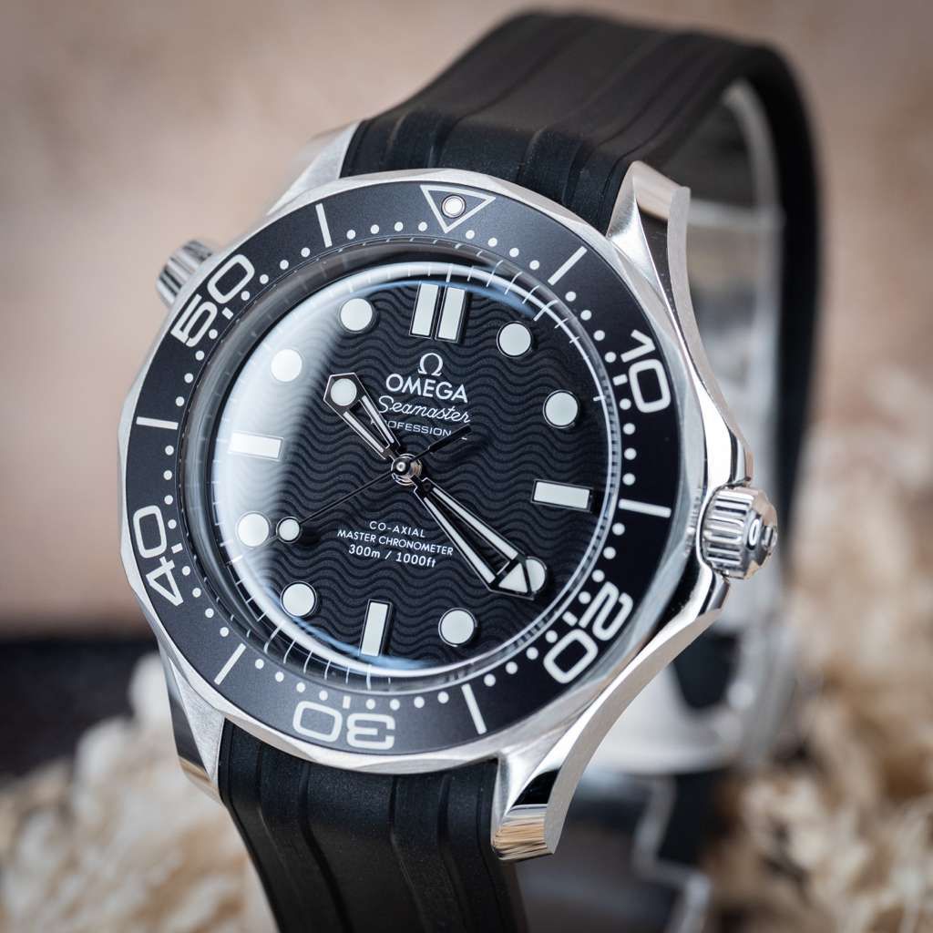 Omega Seamaster Diver 300M Black Dial New Wave No Date 42mm - 210.32.42.20.01.003 - Image 6