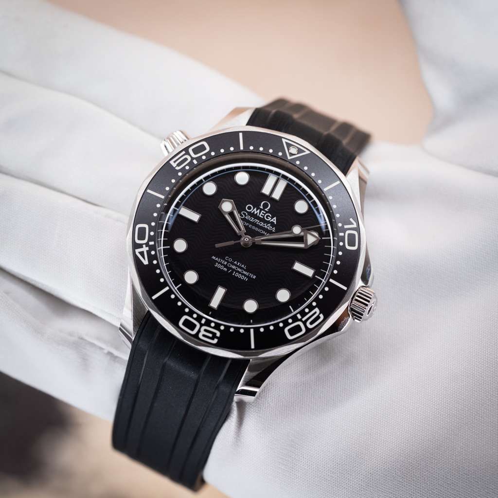 Omega Seamaster Diver 300M Black Dial New Wave No Date 42mm - 210.32.42.20.01.003 - Image 8