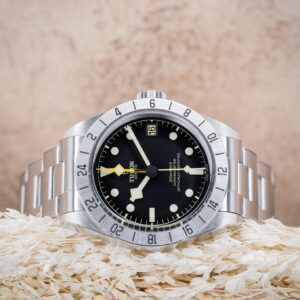 [NEW] Tudor Black Bay GMT Pro Black Dial Bracelet 39mm – M79470-0001