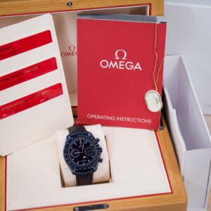 Omega Speedmaster Moonphase Blue Side of The Moon Aventurine Dial 44mm – 304.93.44.52.03.002