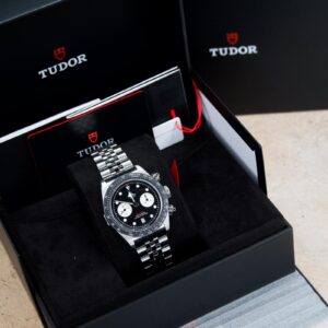 [NEW]Tudor Black Bay Chronograph Black Dial “Reverse Panda” Jubilee – M79360N-0013