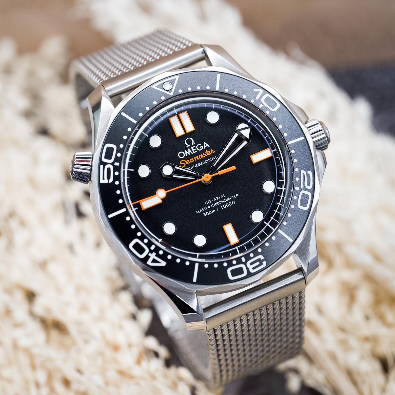 Omega Seamaster Diver 300M Black Dial Orange Hands Mesh Bracelet 42mm - 210.30.42.20.01.018 - Image 4