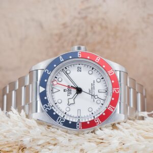 [New] Tudor Black Bay GMT “Pepsi” Opaline Dial Bracelet 41mm – M79830RB-0010