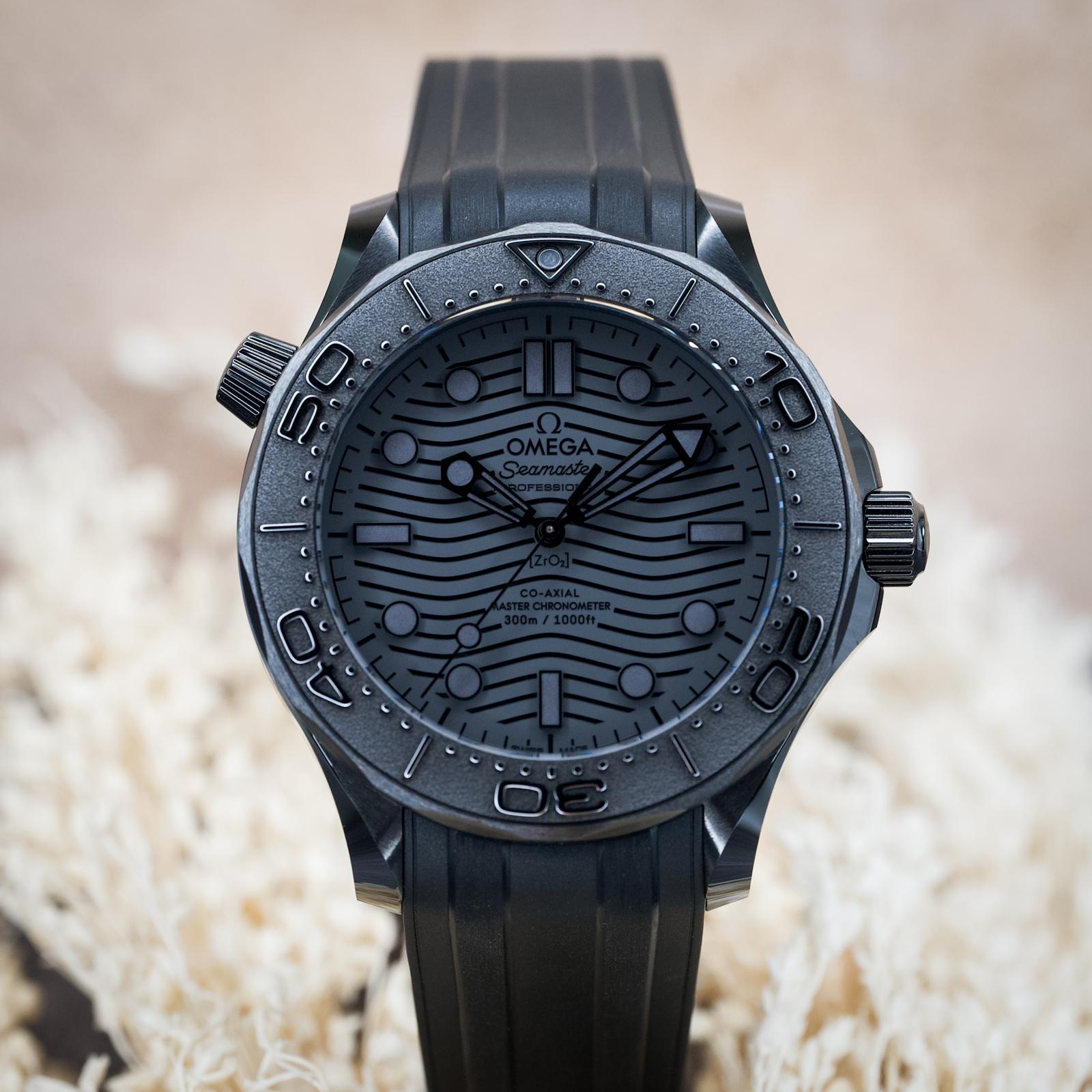 Omega Seamaster Diver 300M Black Ceramic Black Dial "All Black" - 210.92.44.20.01.003 - Image 2