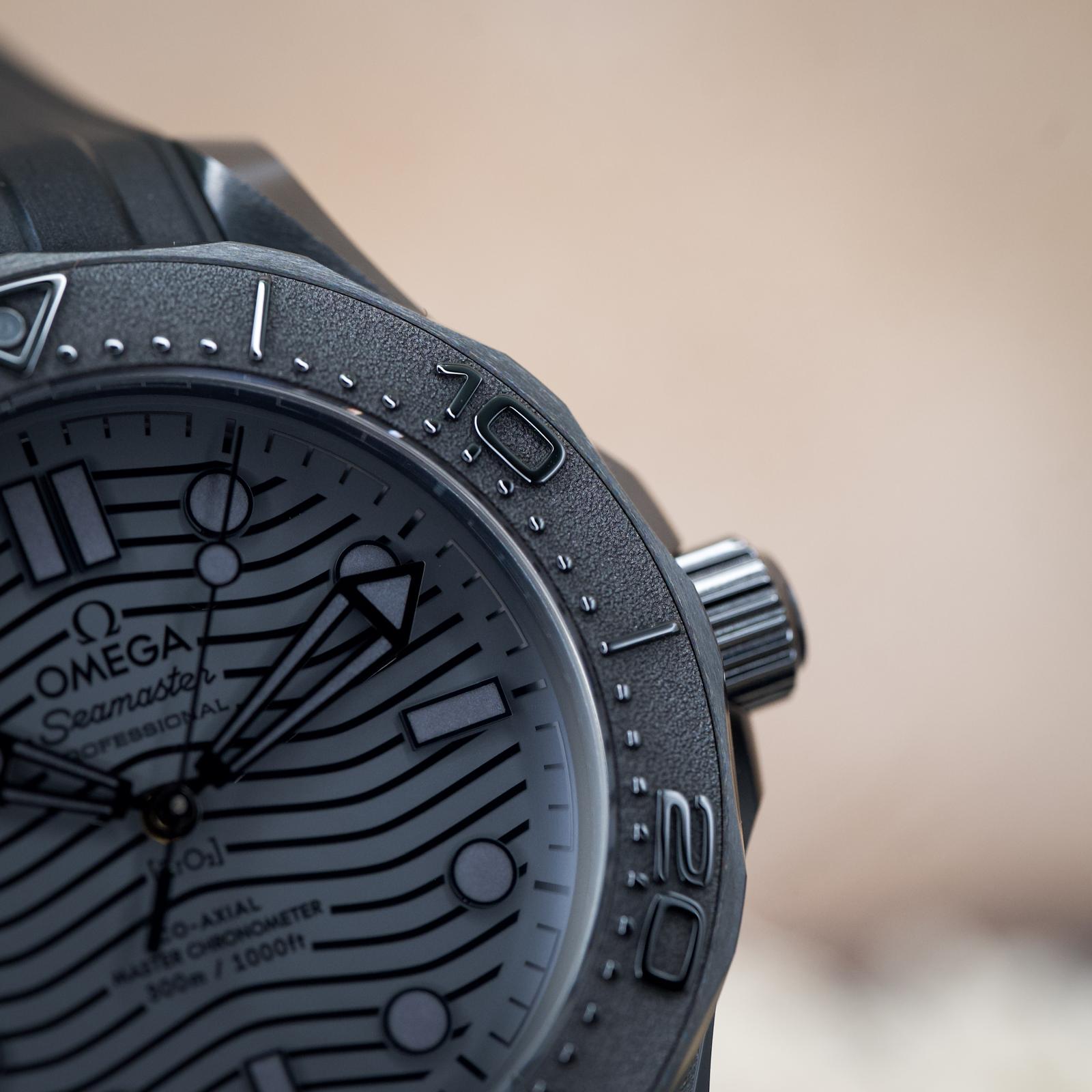 Omega Seamaster Diver 300M Black Ceramic Black Dial "All Black" - 210.92.44.20.01.003 - Image 4