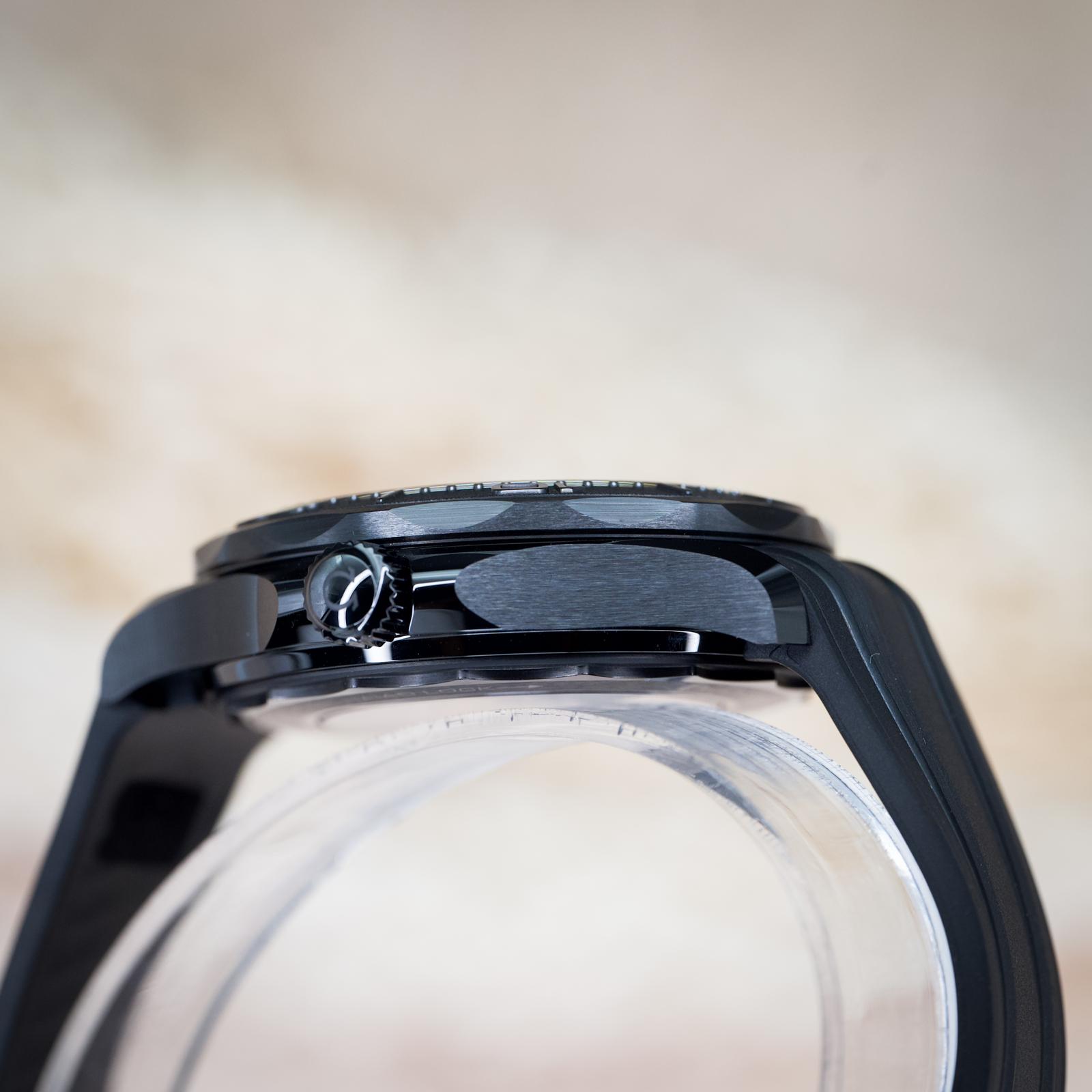 Omega Seamaster Diver 300M Black Ceramic Black Dial "All Black" - 210.92.44.20.01.003 - Image 15